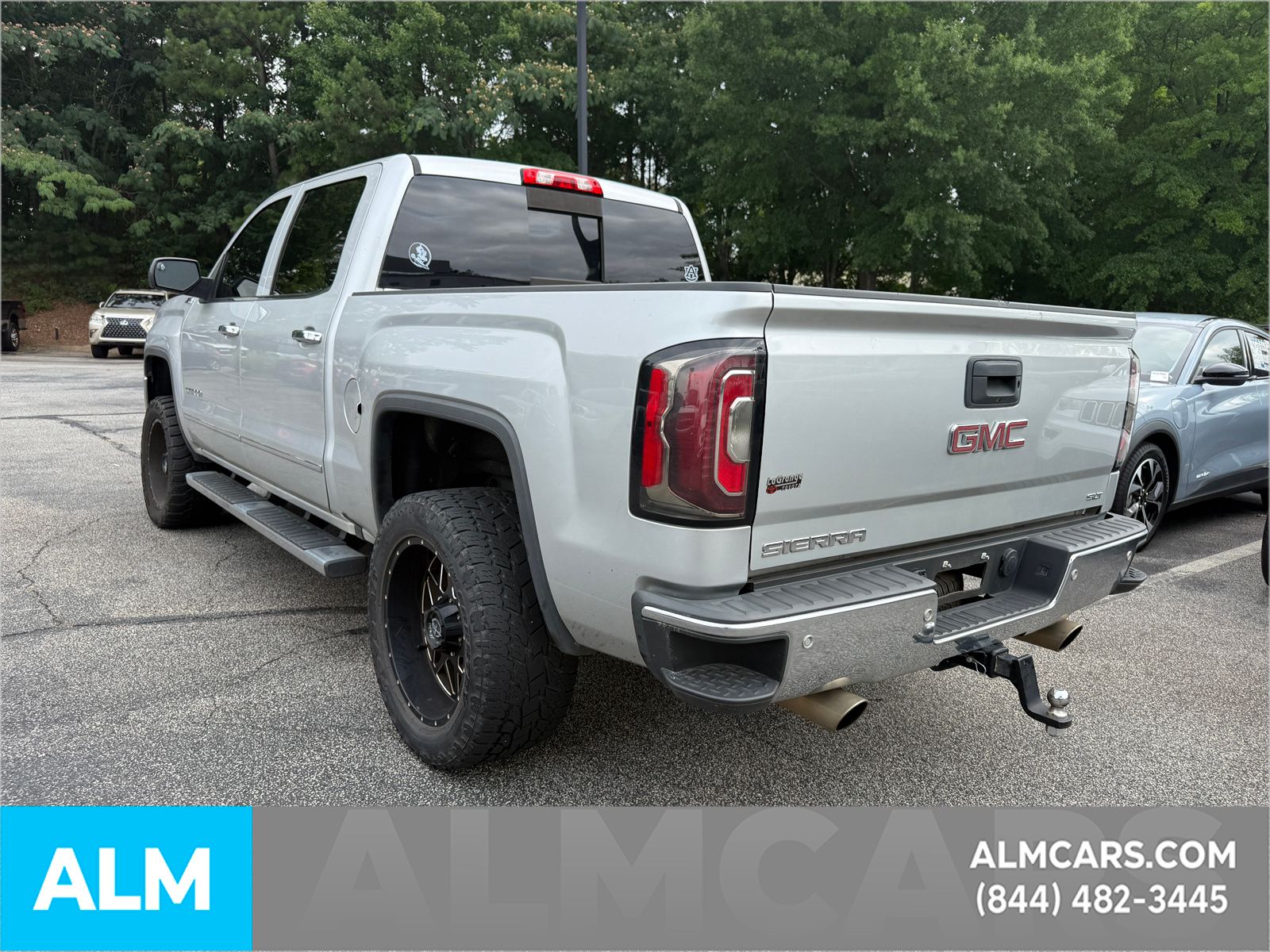 Used 2017 Silver GMC SLT image 11
