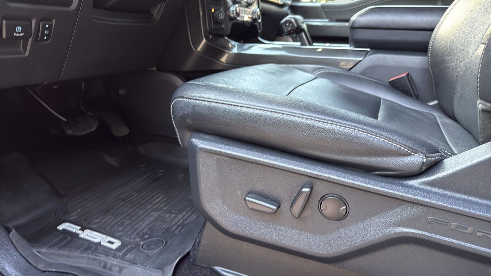 Used Car 2022 Ford F-150  Xlt For Sale Under $40,000 In Austin, Texas