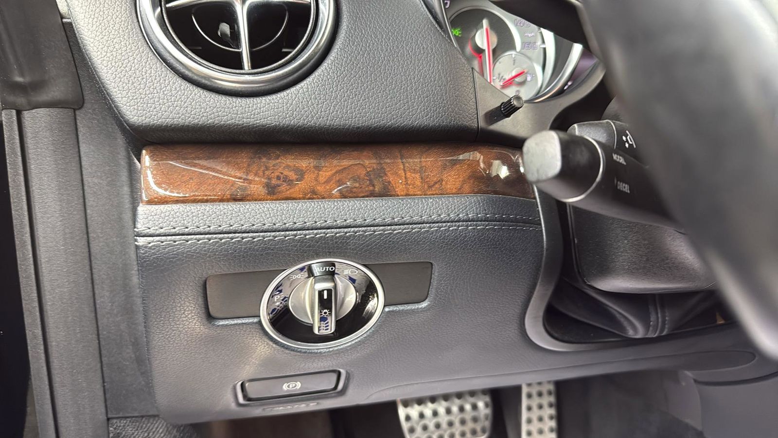 Used Car 2015 Mercedes-benz Sl-class  Sl 400 Roadster For Sale Under $35,000 In Austin, Texas