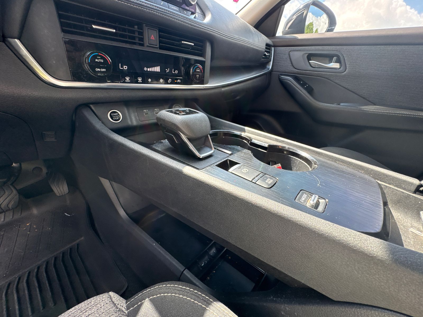 Used 2023 Black Nissan SV image 30
