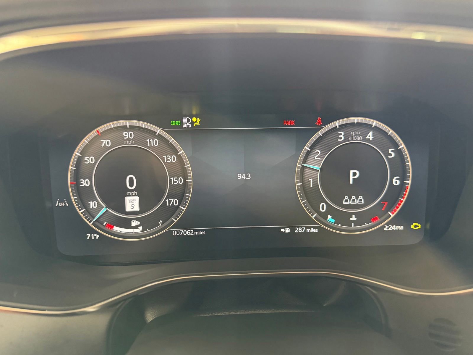 Used 2026  Jaguar P250 R-Dynamic S image 6
