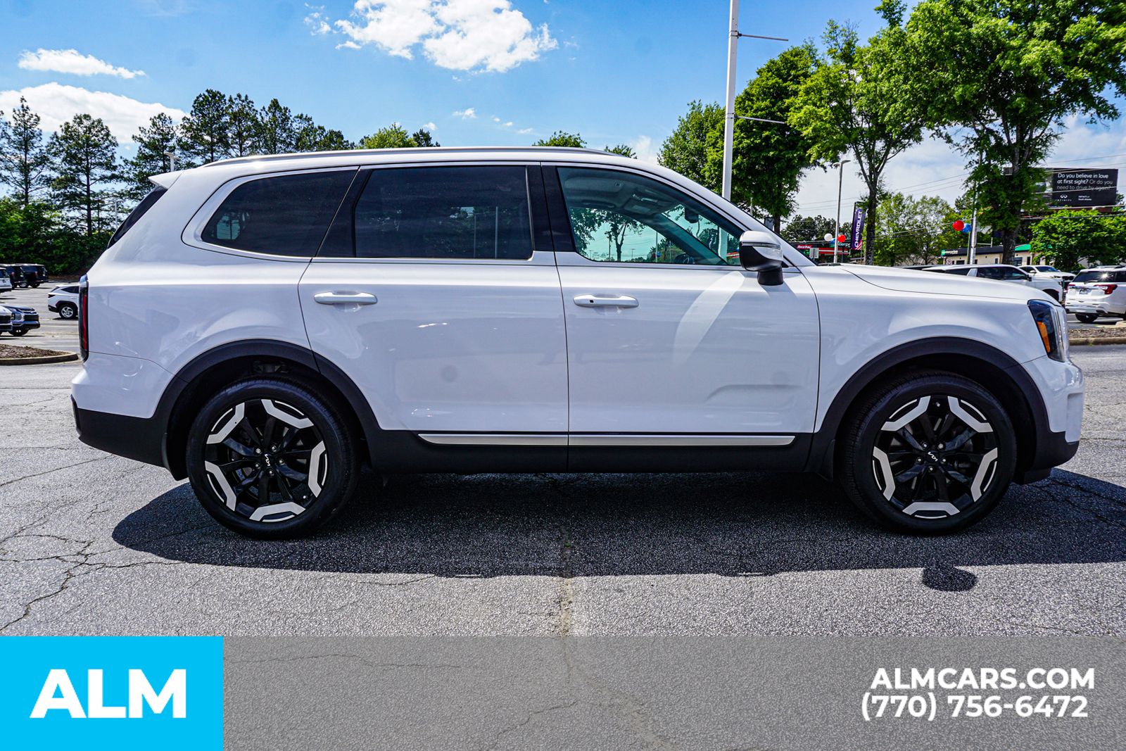 Used 2024 White Kia EX image 11