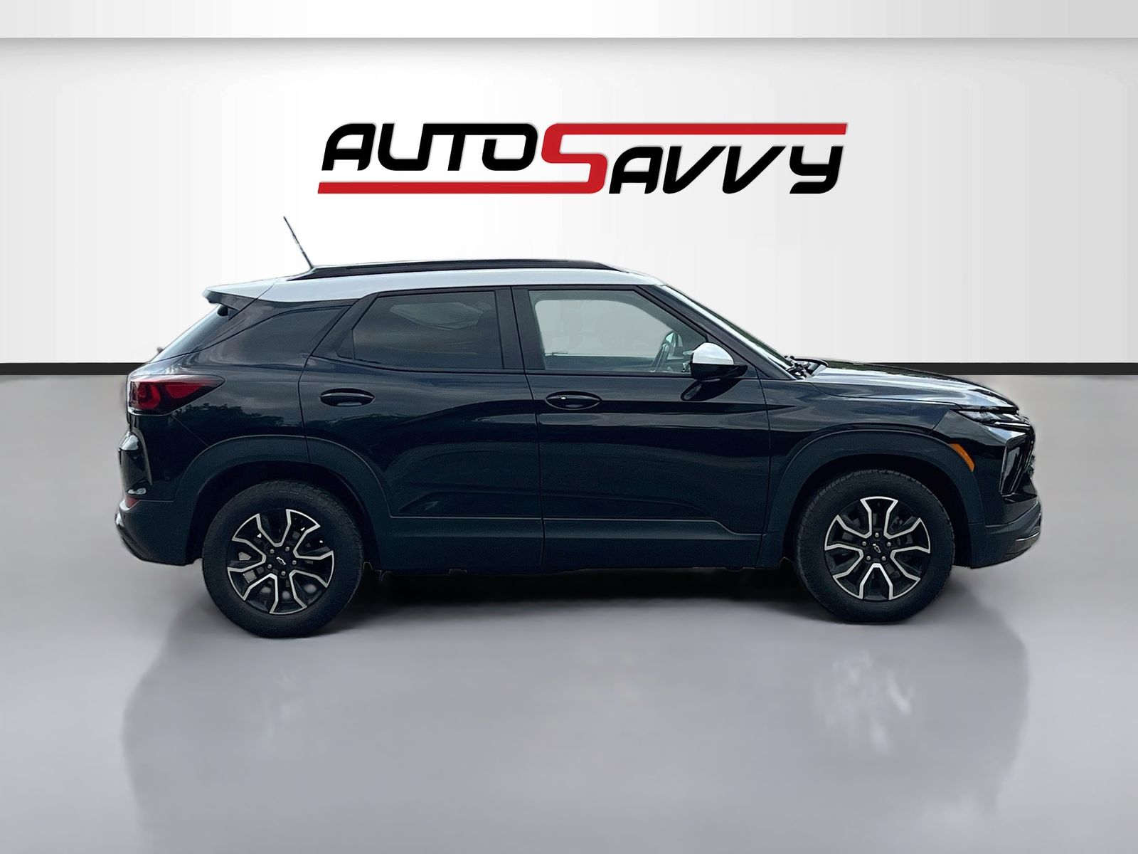 Used 2025 Black Chevrolet ACTIV image 8