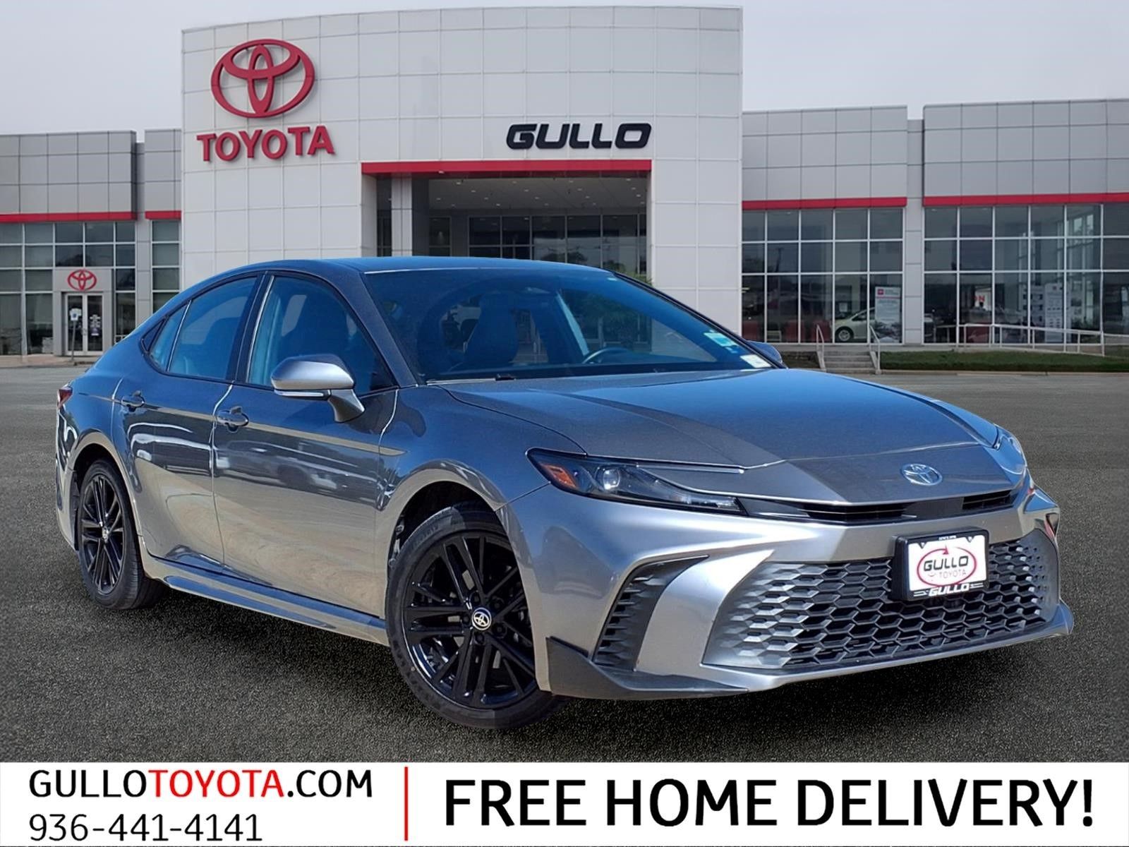 2025 Toyota Camry SE - 0
