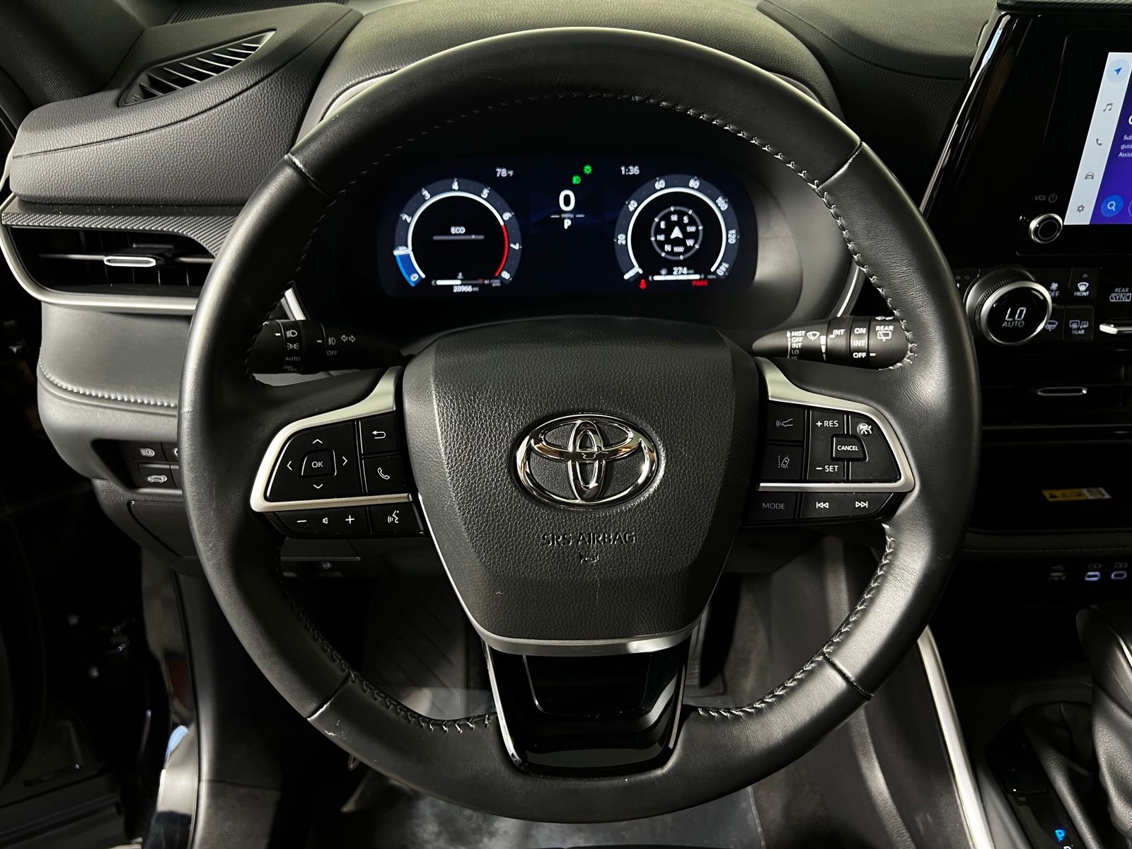 Thumbnail: 2025 Toyota Highlander - 15