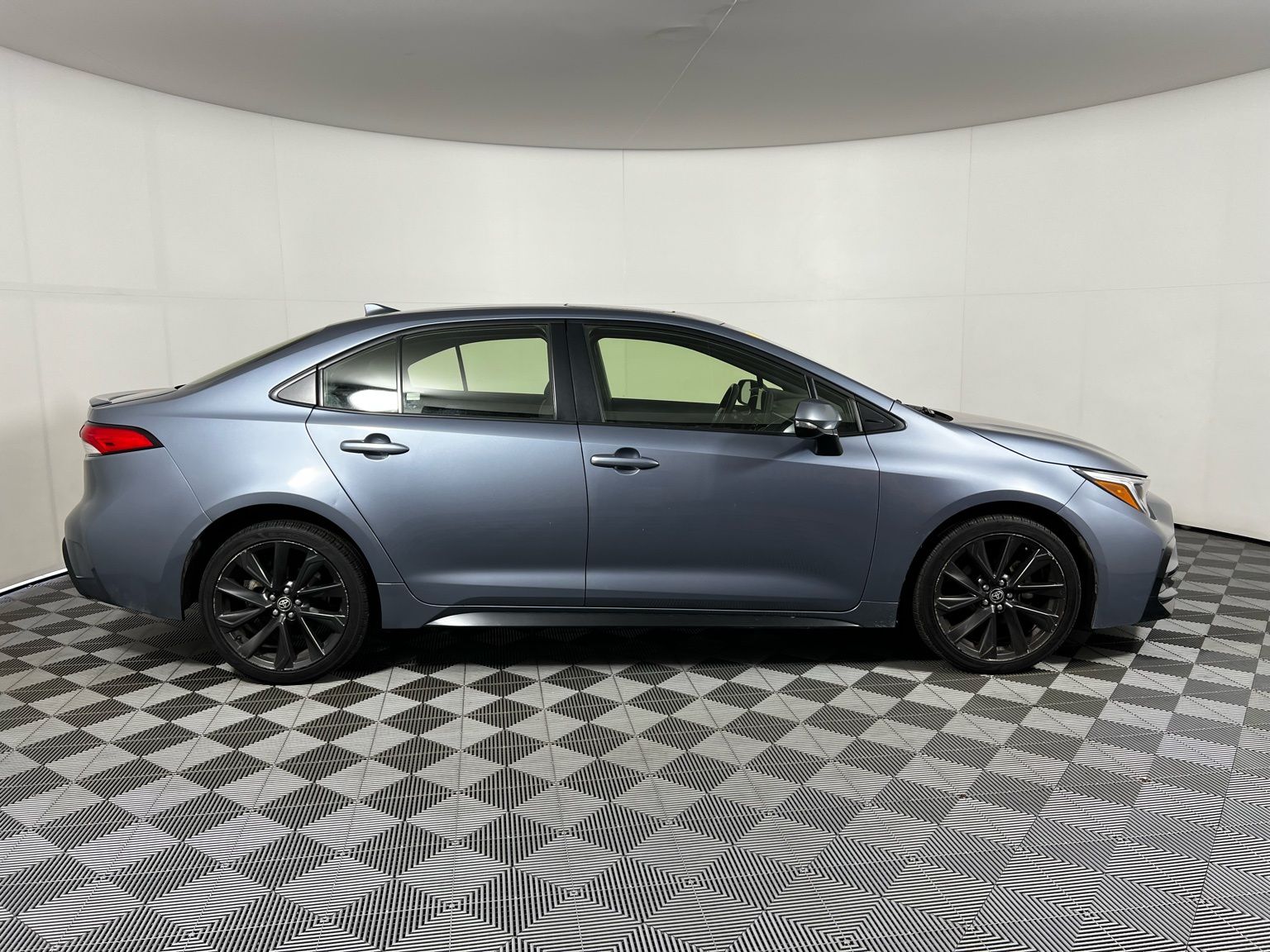 Thumbnail: 2024 Toyota Corolla - 4