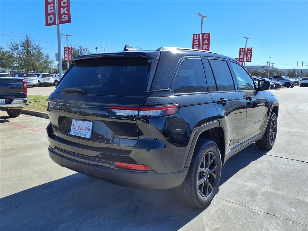 2025 Jeep Grand Cherokee Altitude X - 3