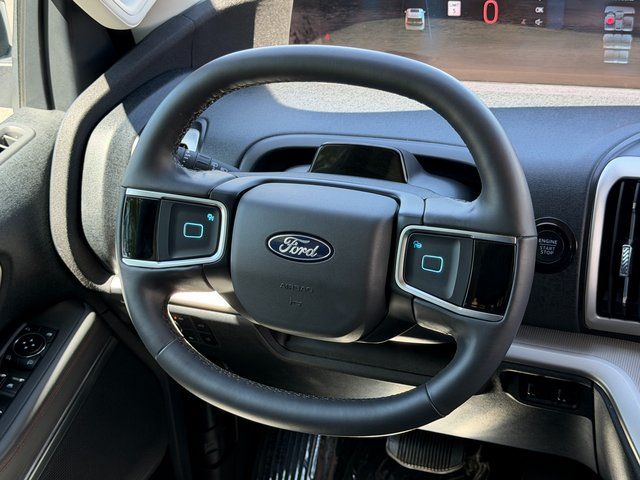 Certified Used 2025 Oxford White Ford Active image 34