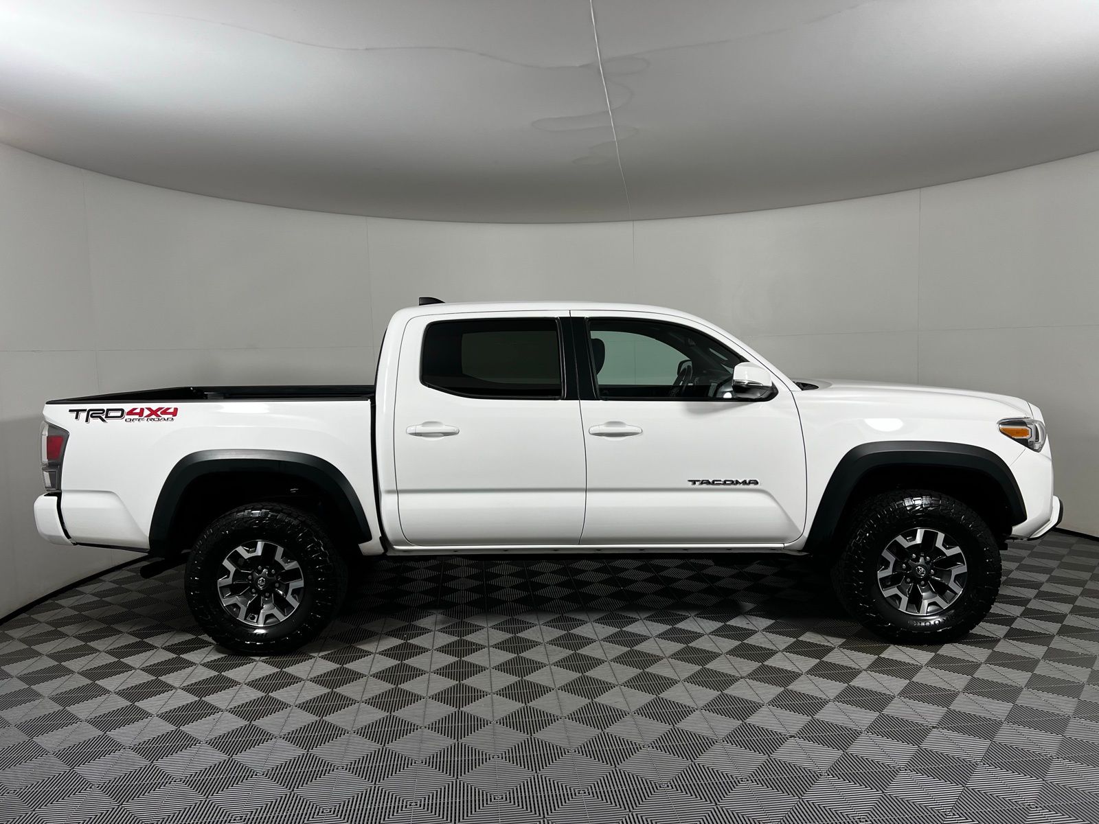 2023 Toyota Tacoma TRD Off-Road 4