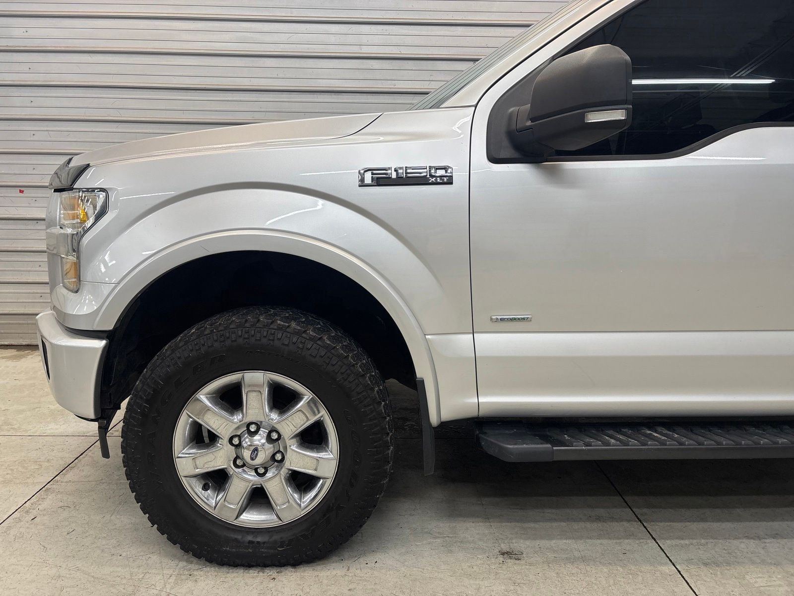 2017 Ford F-150 XLT - Image 4