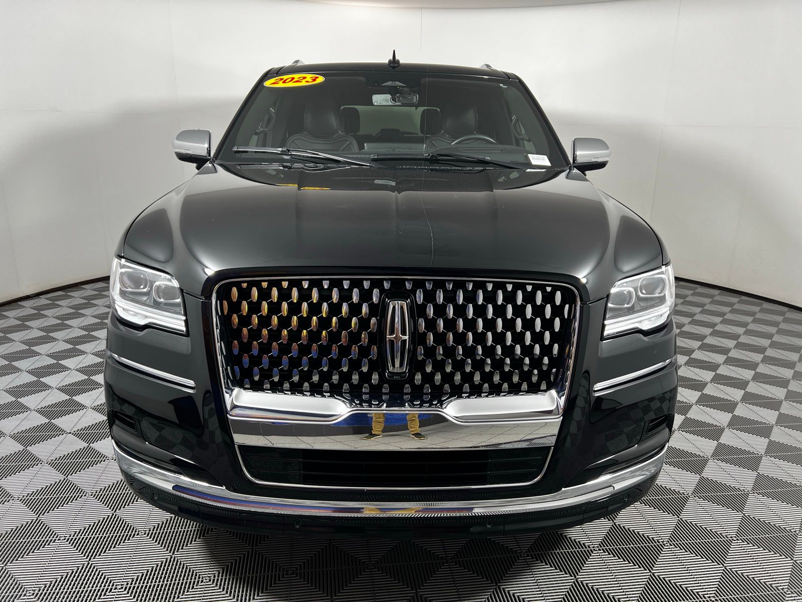 2023 Lincoln Navigator Black Label 2