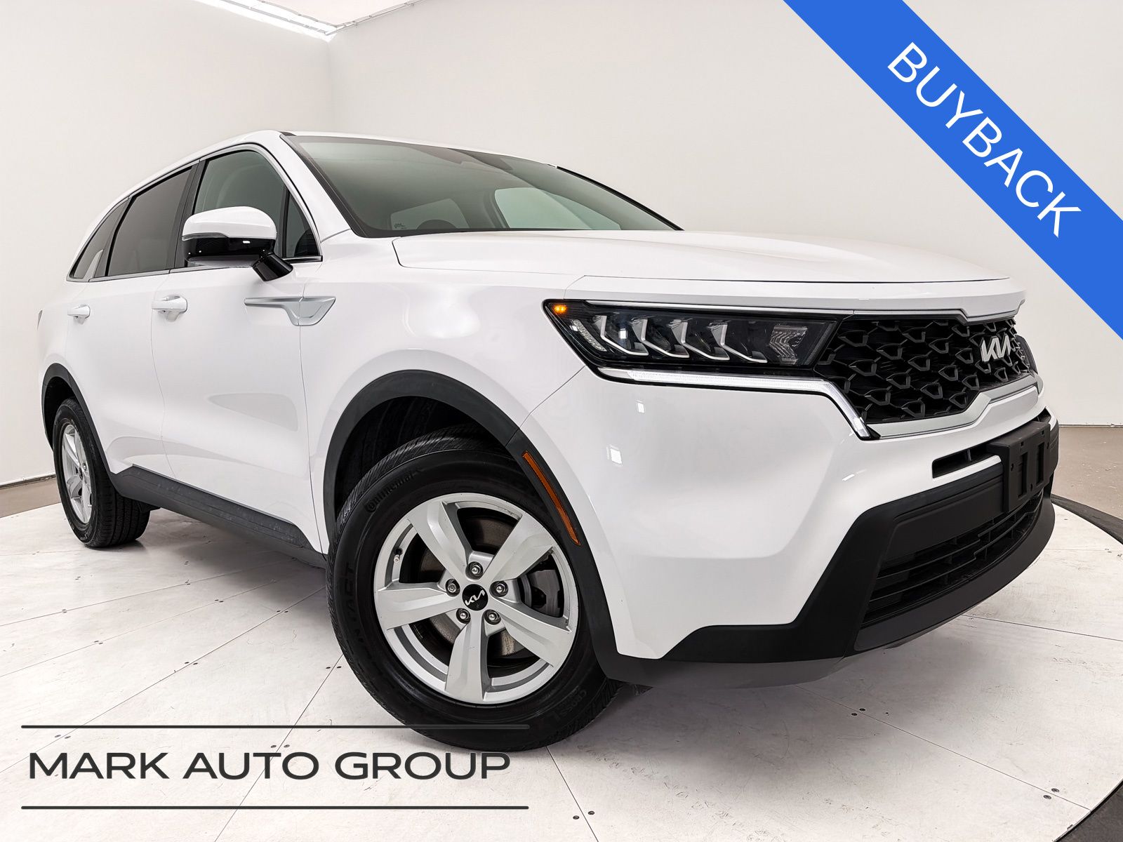 2022 Kia Sorento LX