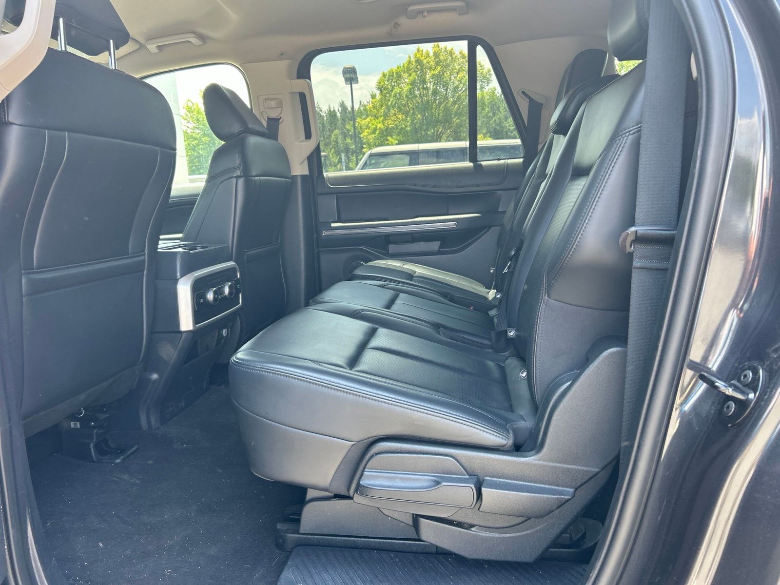 Certified Used 2024 Gray Metallic Ford XLT image 27