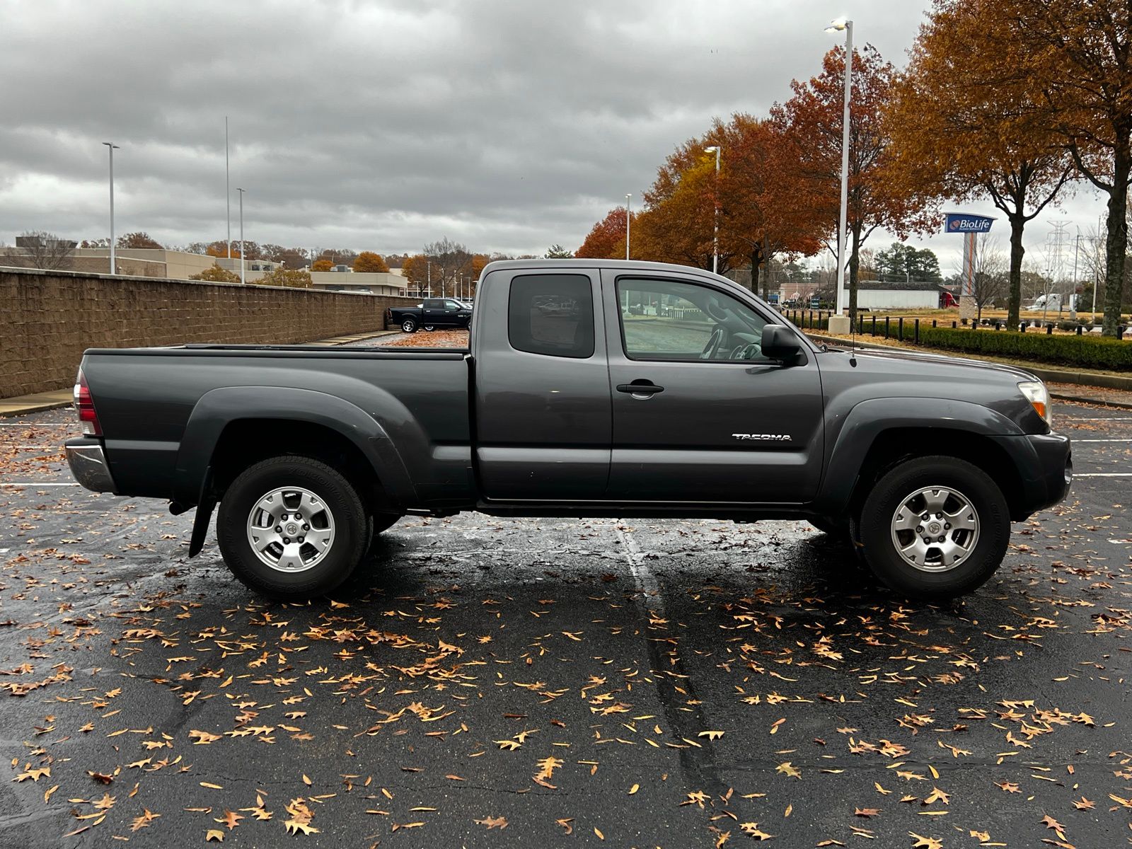 2011 Toyota Tacoma PreRunner 4