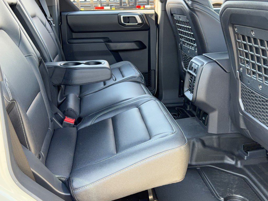 New 2025 Desert Sand Ford Badlands RECON PACKAGE image 8