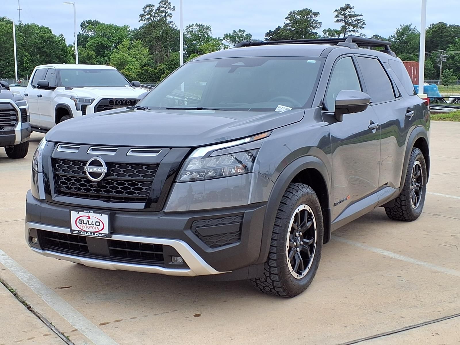 2025 Nissan Pathfinder Rock Creek - 2