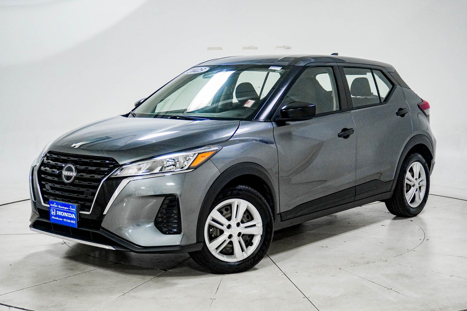 Gray (Gun Metallic) 2023 Nissan Kicks SUV / Crossover Front-Wheel Drive Continuously Variable Transmission