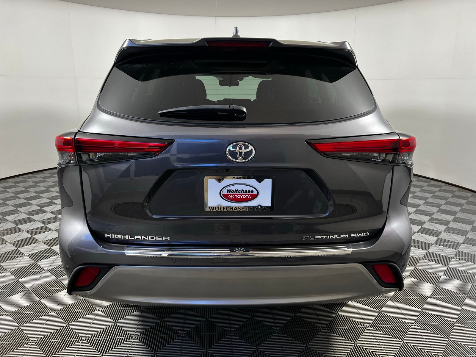Thumbnail: 2021 Toyota Highlander - 6