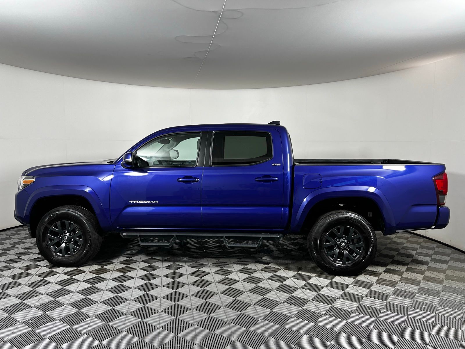 2023 Toyota Tacoma SR5 8