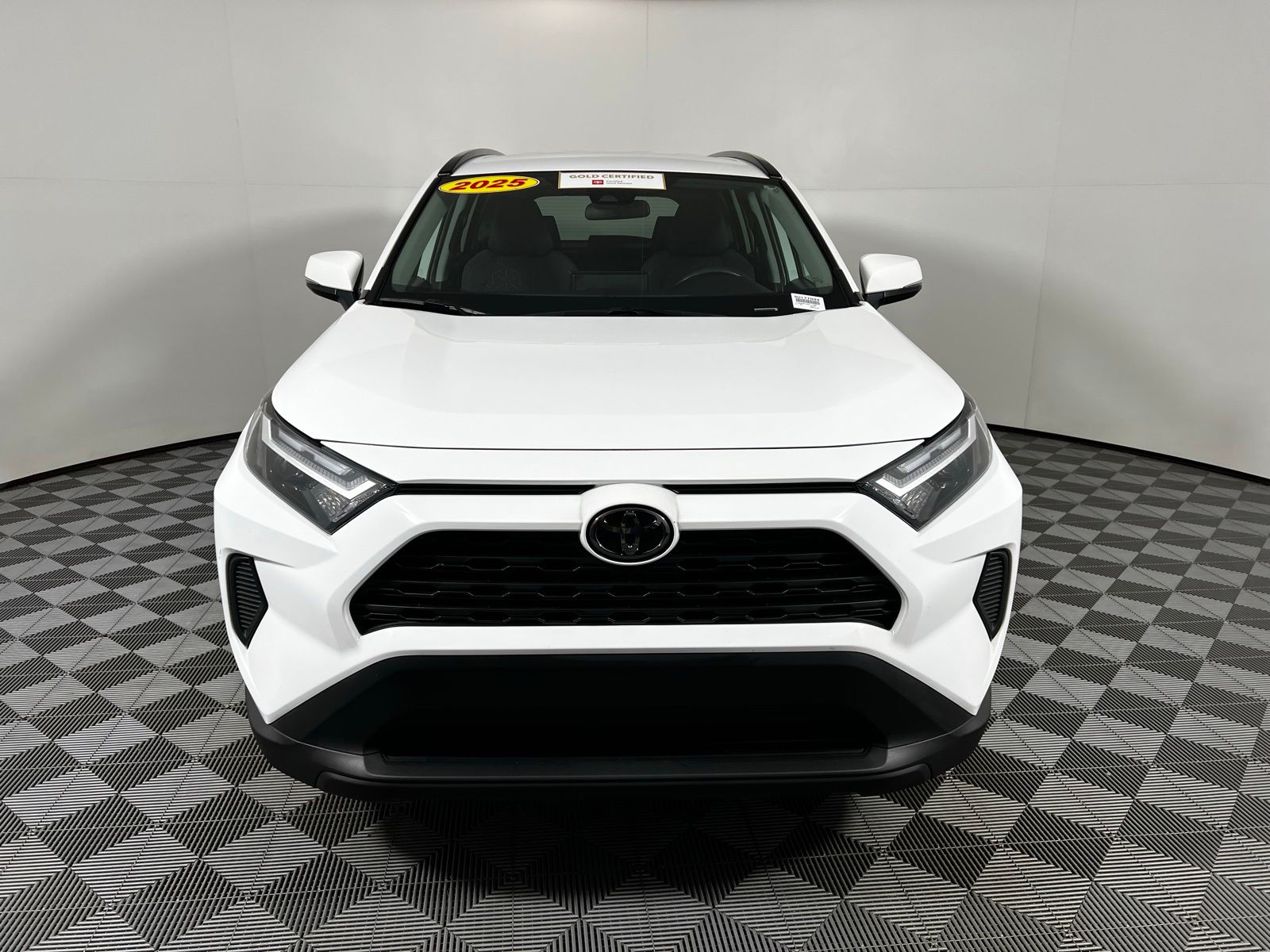Thumbnail: 2025 Toyota RAV4 - 2