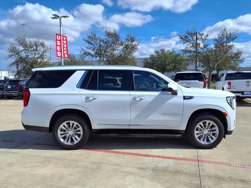2024 GMC Yukon SLT - 3