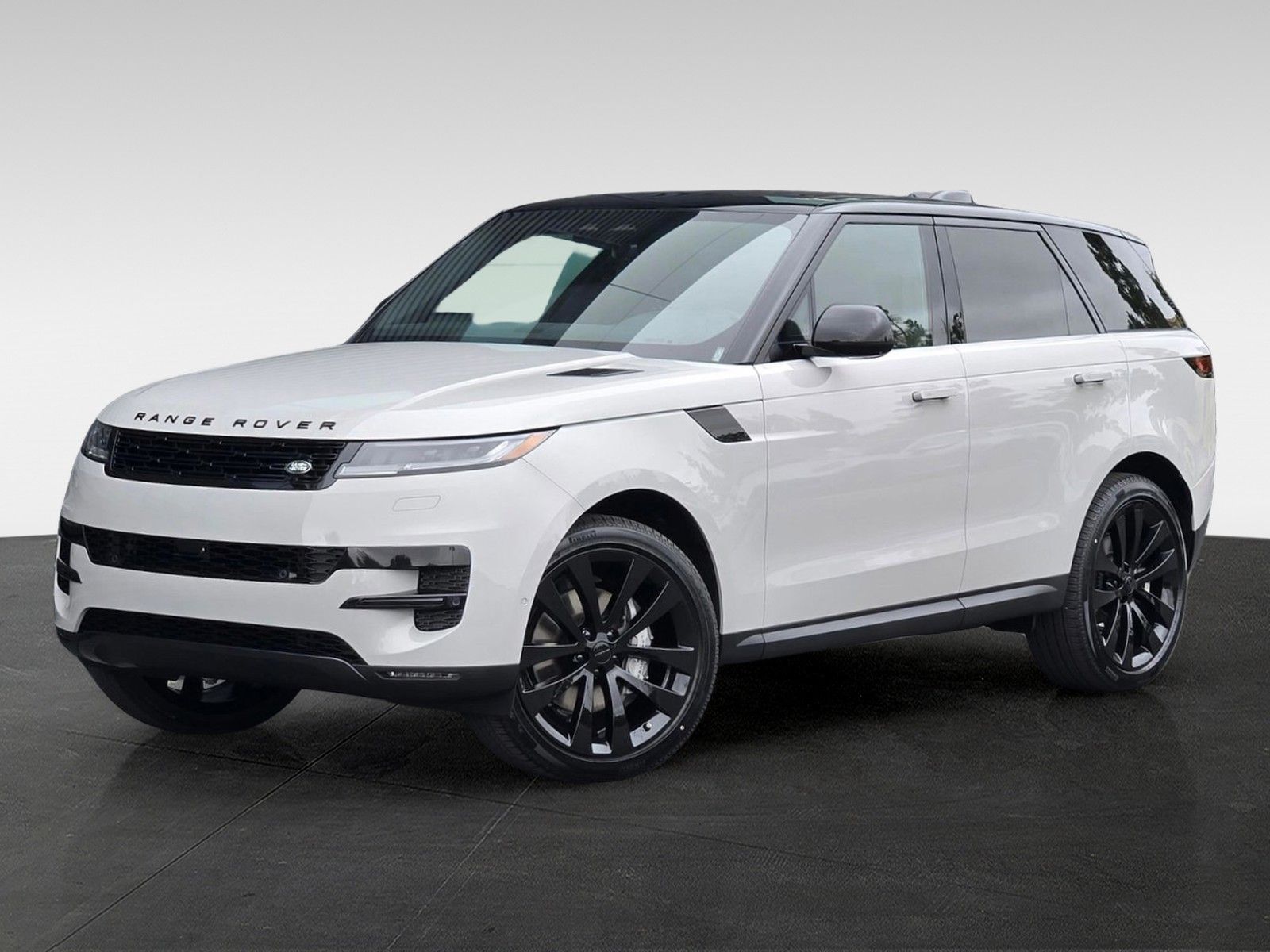 2026 Land Rover Range Rover Sport SE — full photo 1 of 33