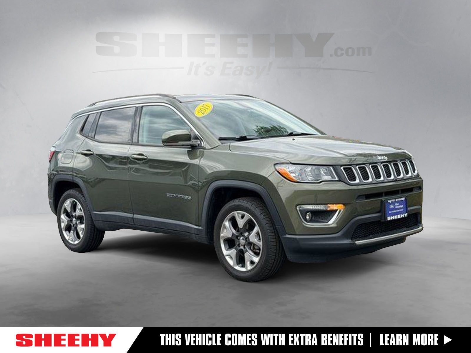Olive Green Pearlcoat 2017 Jeep Compass SUV / Crossover Four-Wheel Drive 9-Speed Automatic