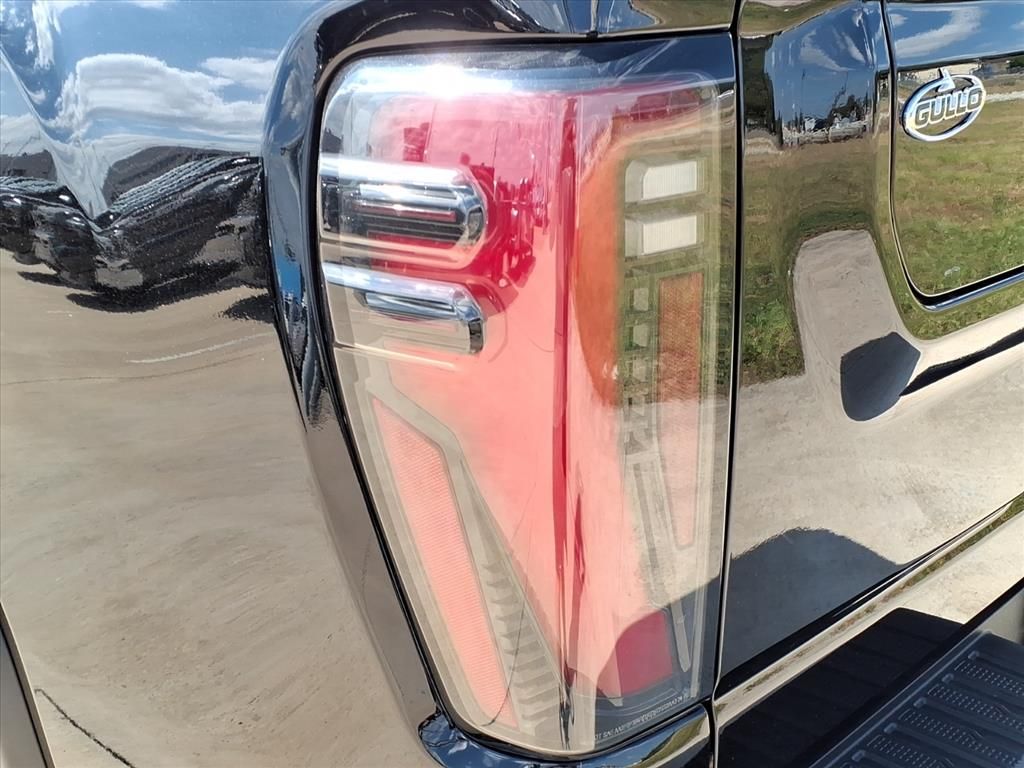 2025 GMC Sierra 2500HD AT4 - 9