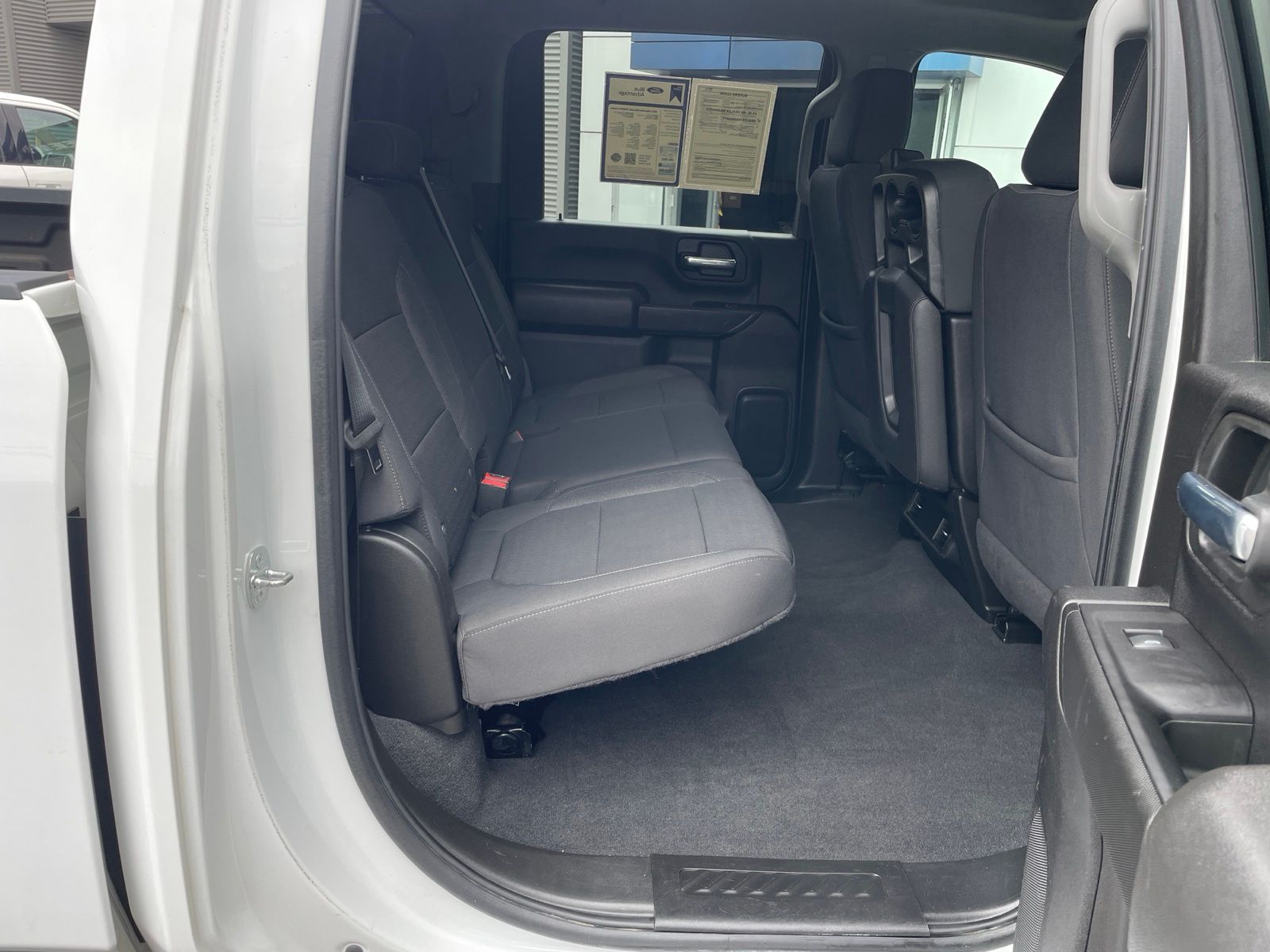 Used 2022 Summit White Chevrolet Custom image 25