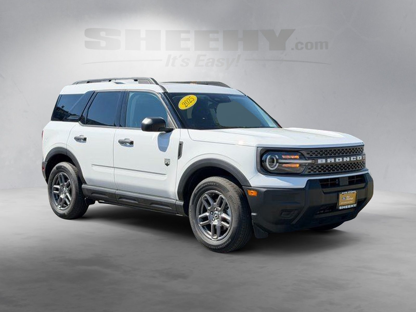 Certified Used 2025 Oxford White Ford Big Bend image 2