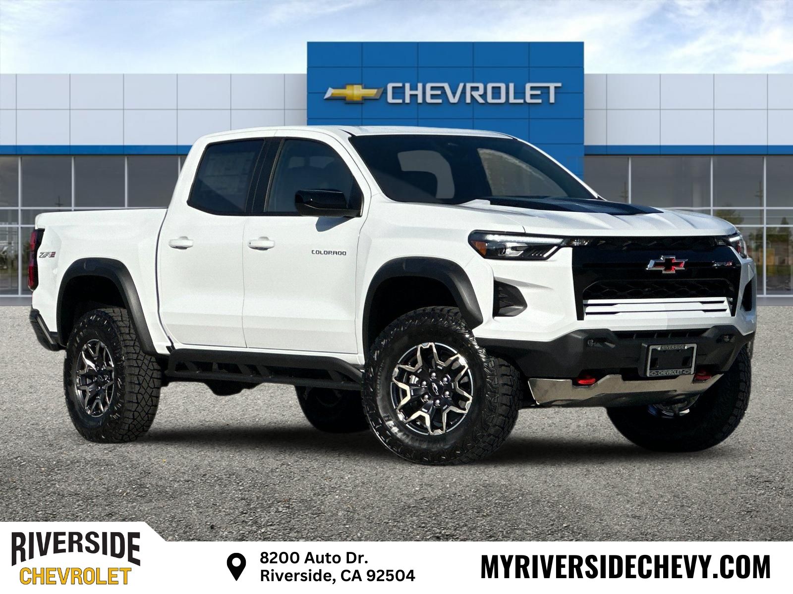 Summit White 2026 Chevrolet Colorado Pickup Truck Four-Wheel Drive 8-Speed Automatic