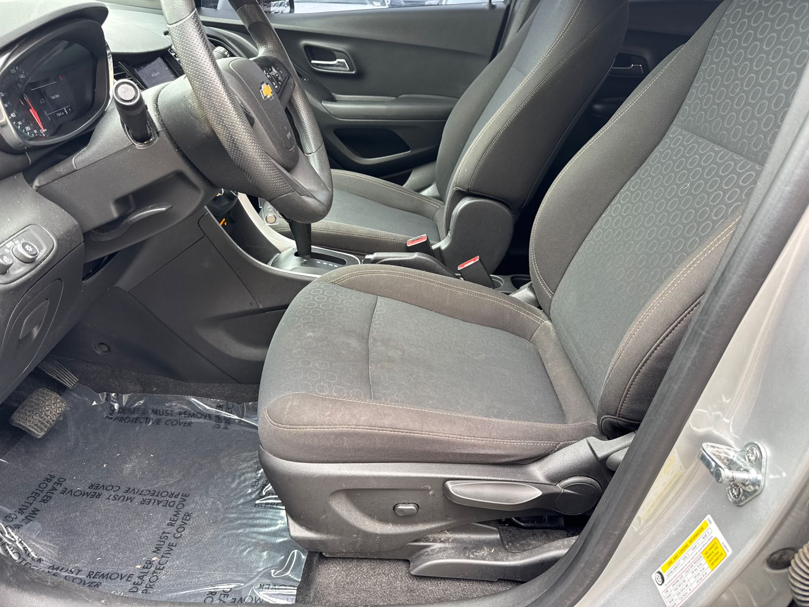Used 2020 Silver Chevrolet LS image 9