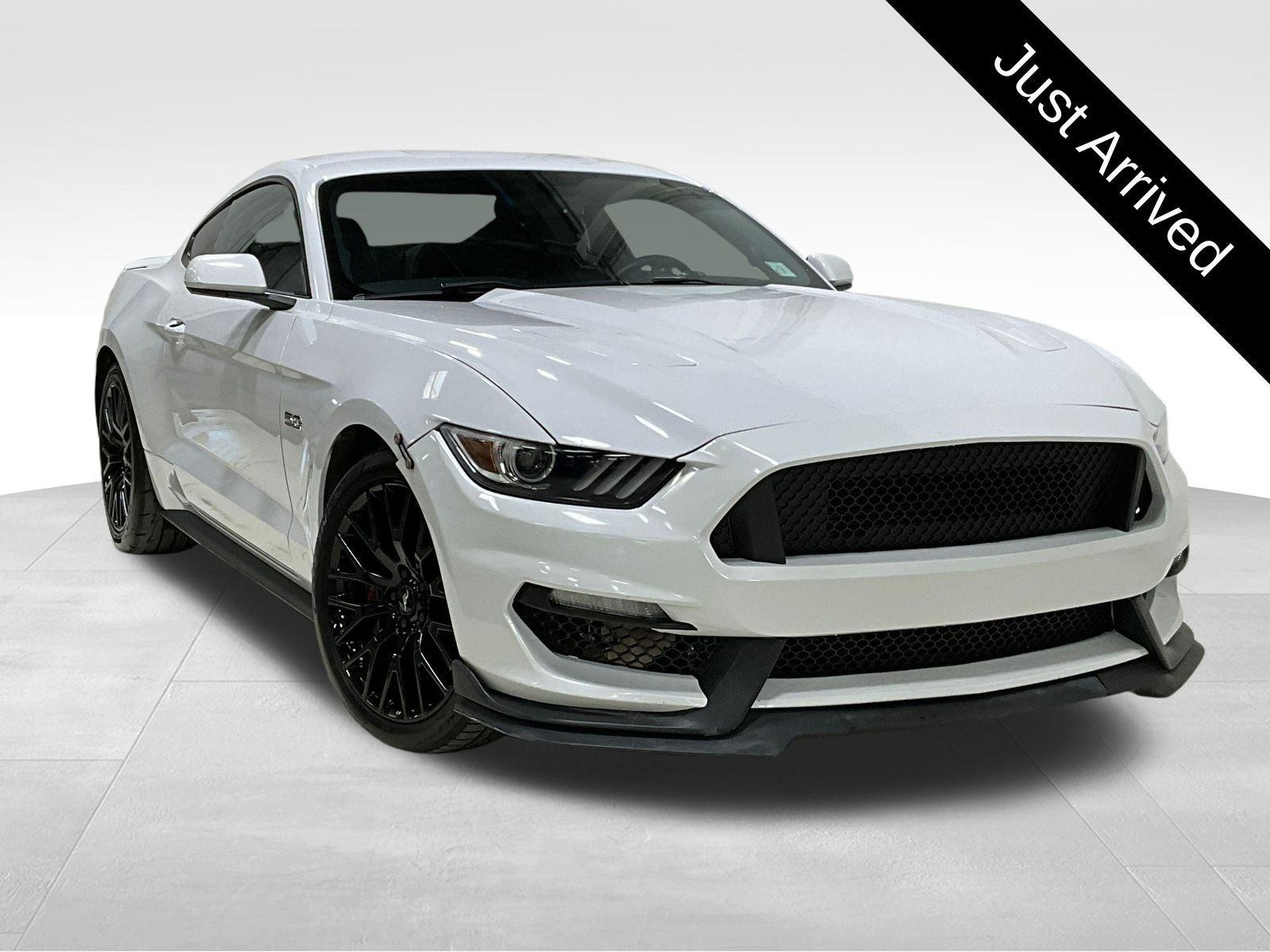 2016 Ford Mustang GT Coupe RWD