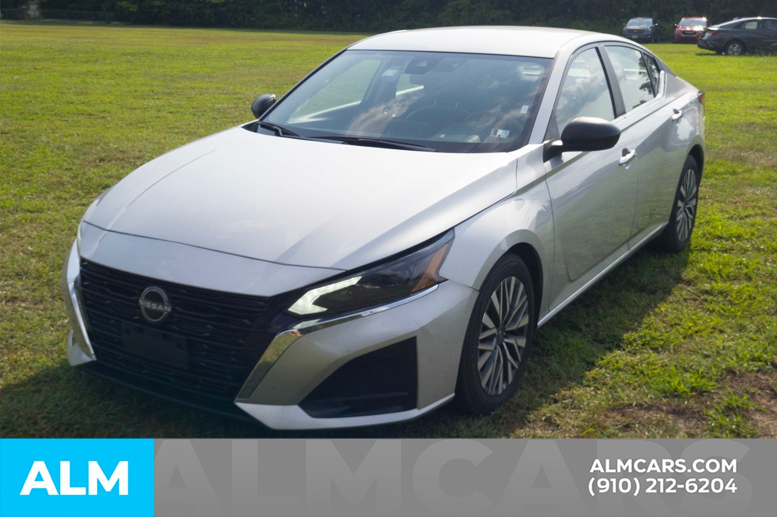 Used 2024 Brilliant Silver Metallic Nissan 2.5 SV image 21
