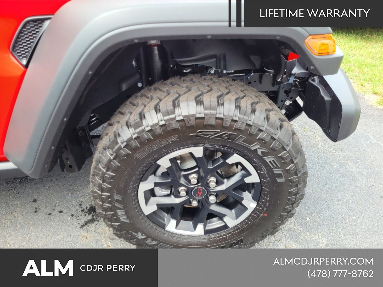 New 2025 Firecracker Red Clear-Coat Exterior Paint Jeep Rubicon image 17