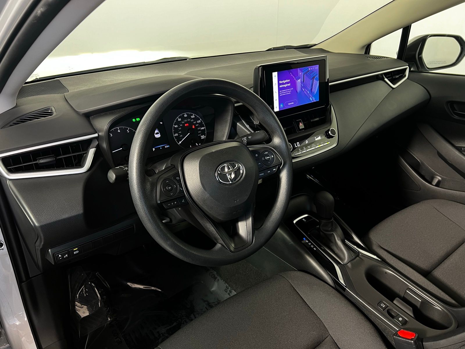 2023 Toyota Corolla LE 13
