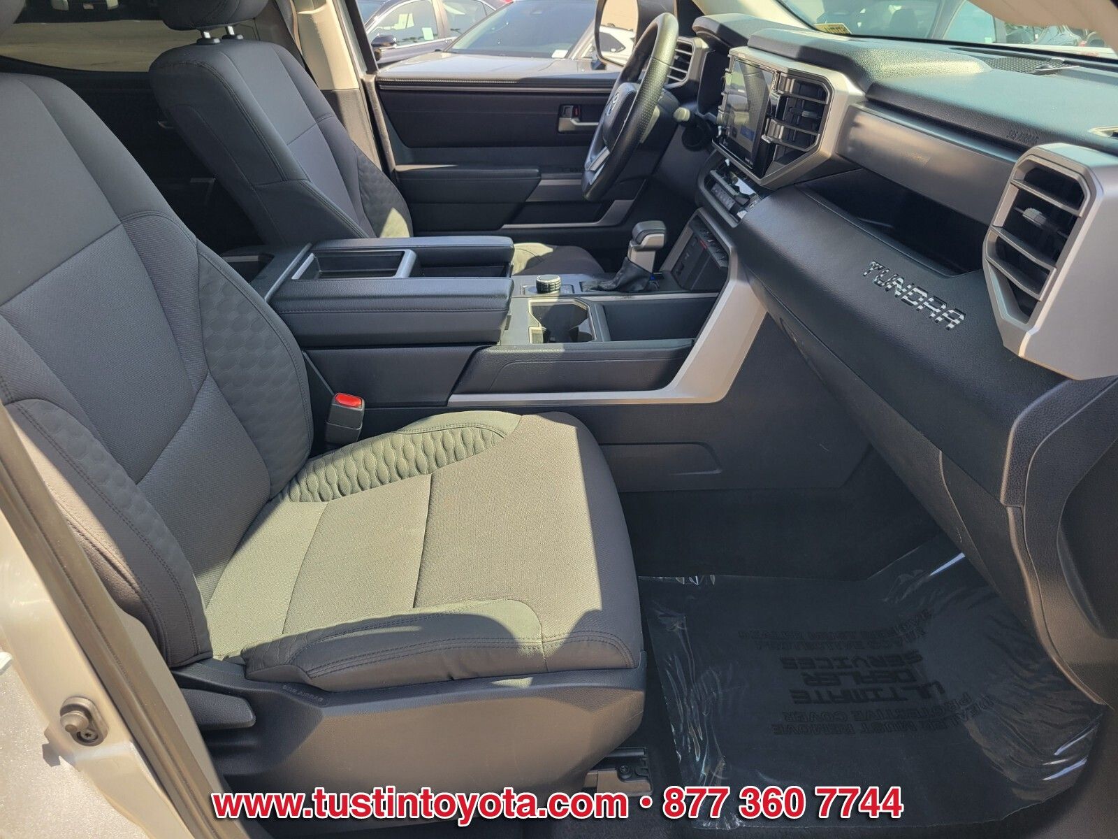 Used 2022 Silver Toyota SR5 image 15