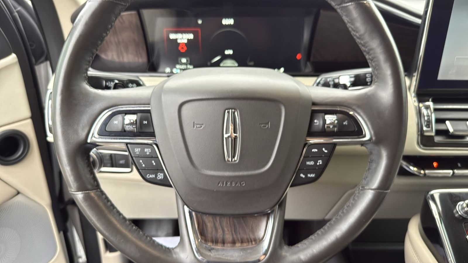 Used Car 2019 Lincoln Navigator L  L Reserve For Sale Under $35,000 In Austin, Texas