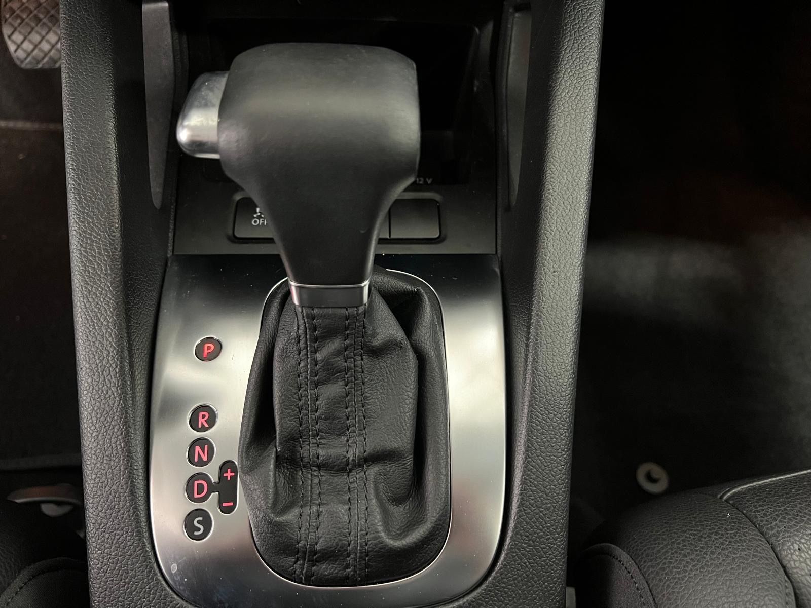 Used Car 2010 Volkswagen Jetta  For Sale Under $10,000 In Austin, Texas