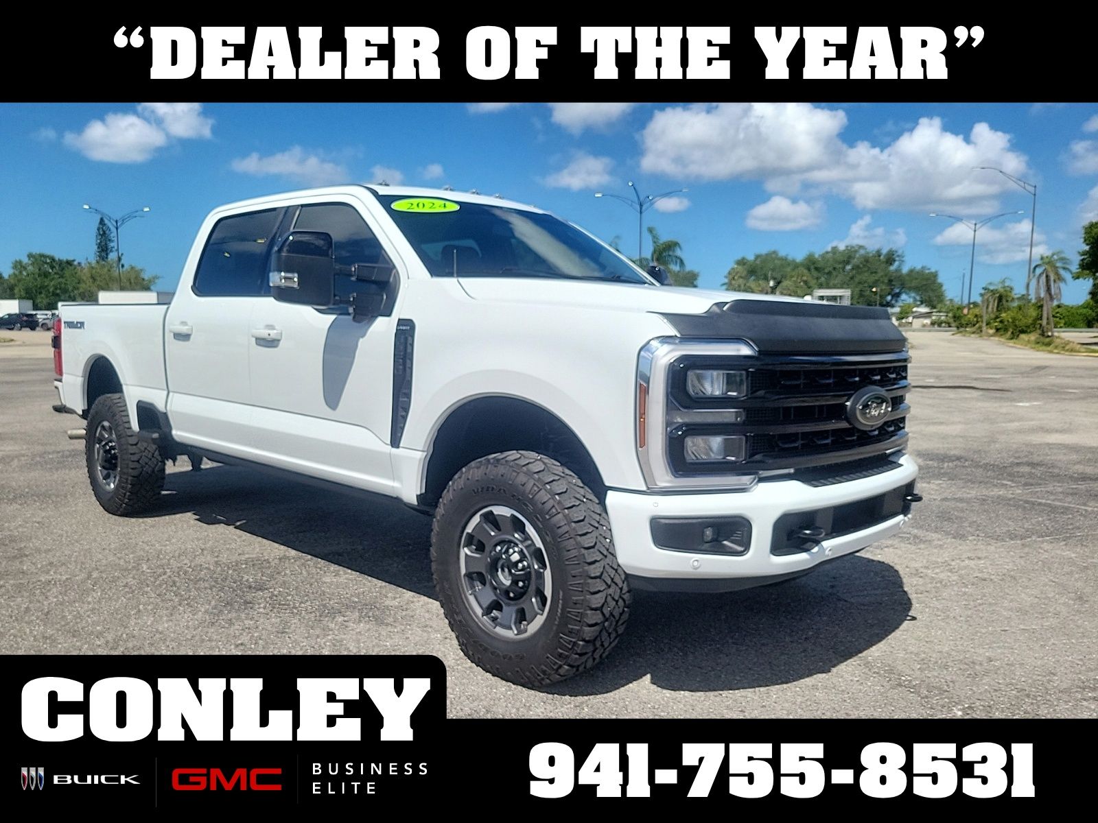 Oxford White 2024 Ford F-250 Super Duty Lariat Crew Cab 4WD Pickup Truck Four-Wheel Drive Automatic