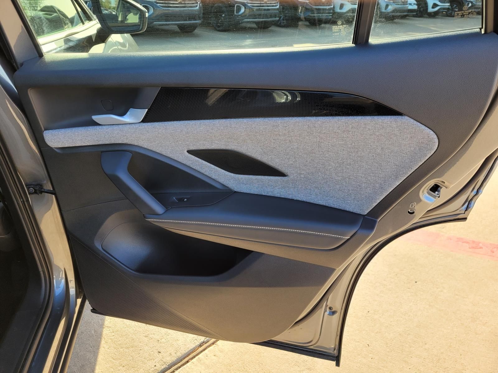 used 2025 Volkswagen Tiguan car, priced at $25,900