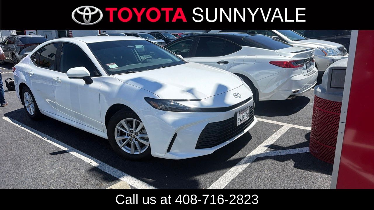2026 Toyota Camry LE FWD