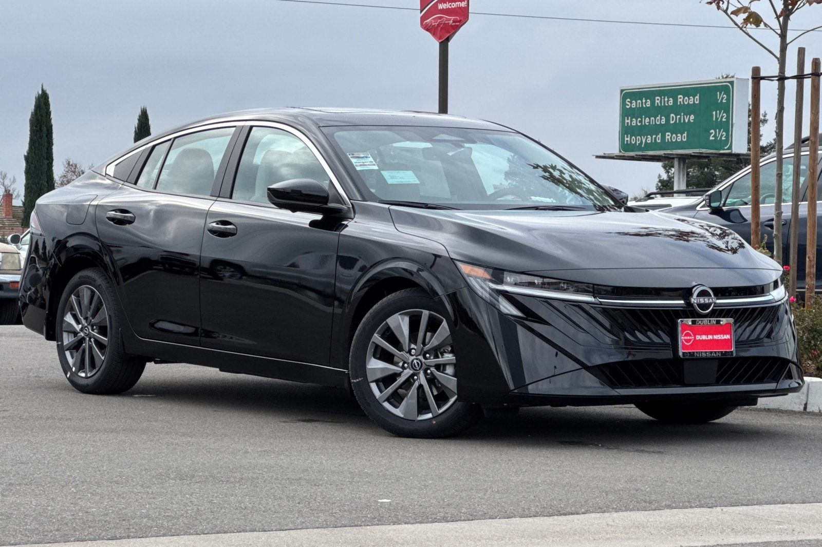 Super Black 2026 Nissan Sentra Sedan Front-Wheel Drive Continuously Variable Transmission