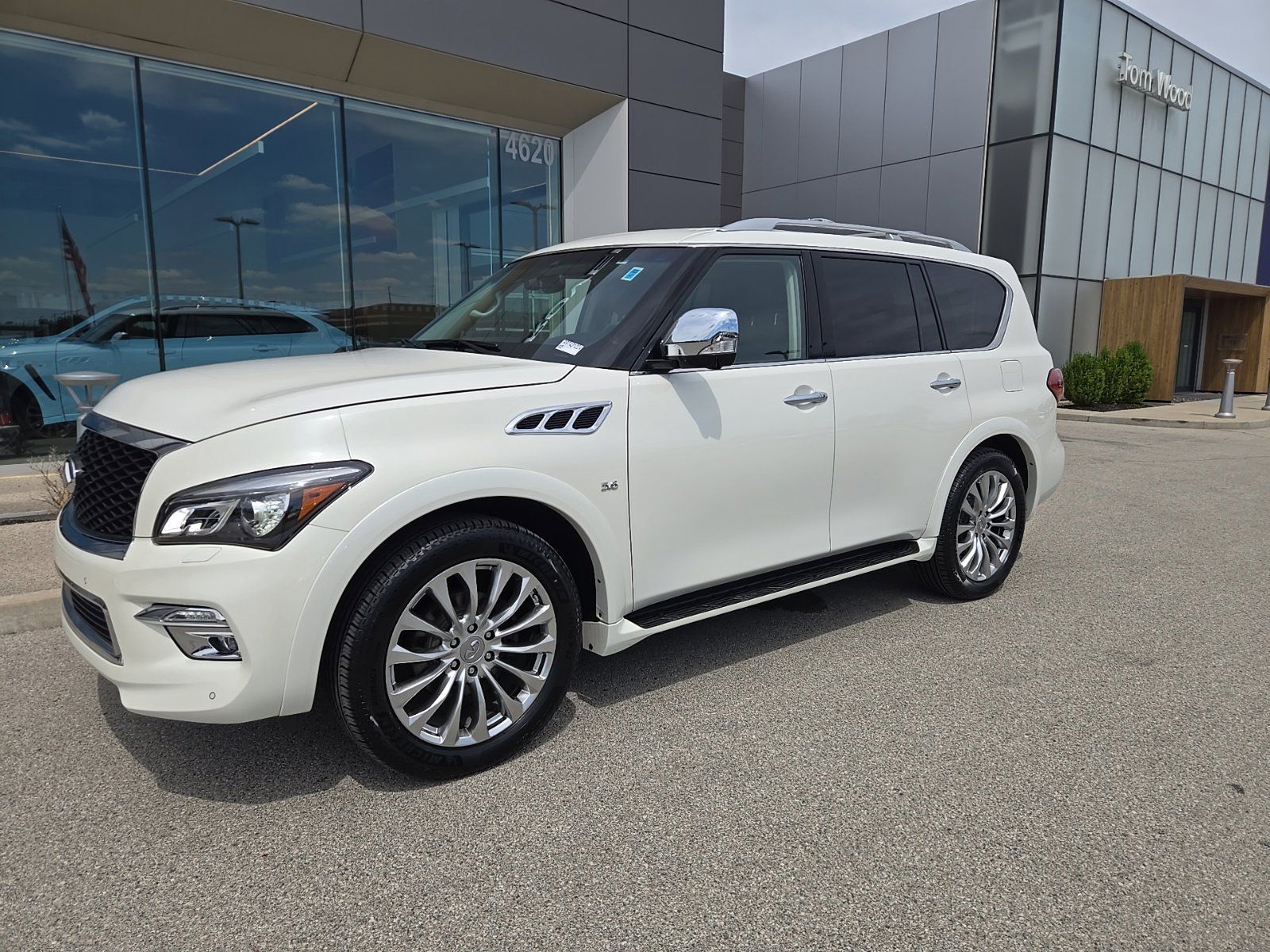 Majestic White 2017 INFINITI QX80 SUV / Crossover All-Wheel Drive 7-Speed Automatic