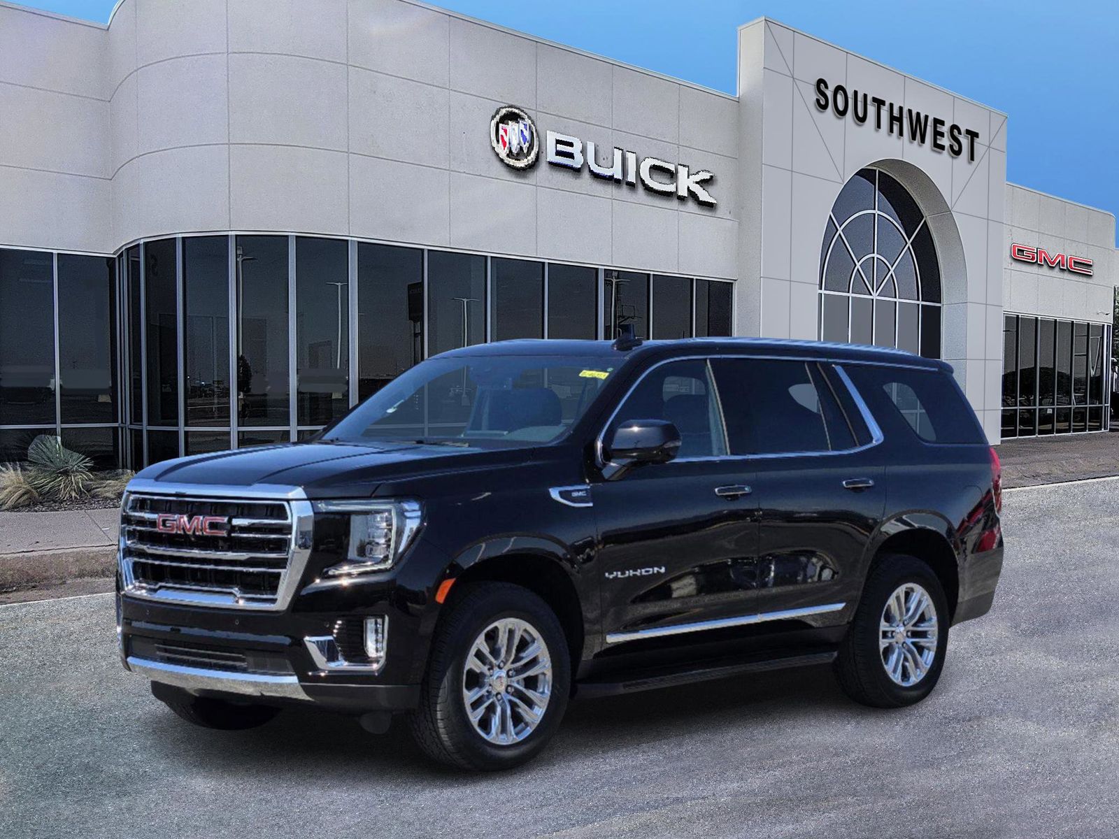 2024 GMC Yukon SLT 2