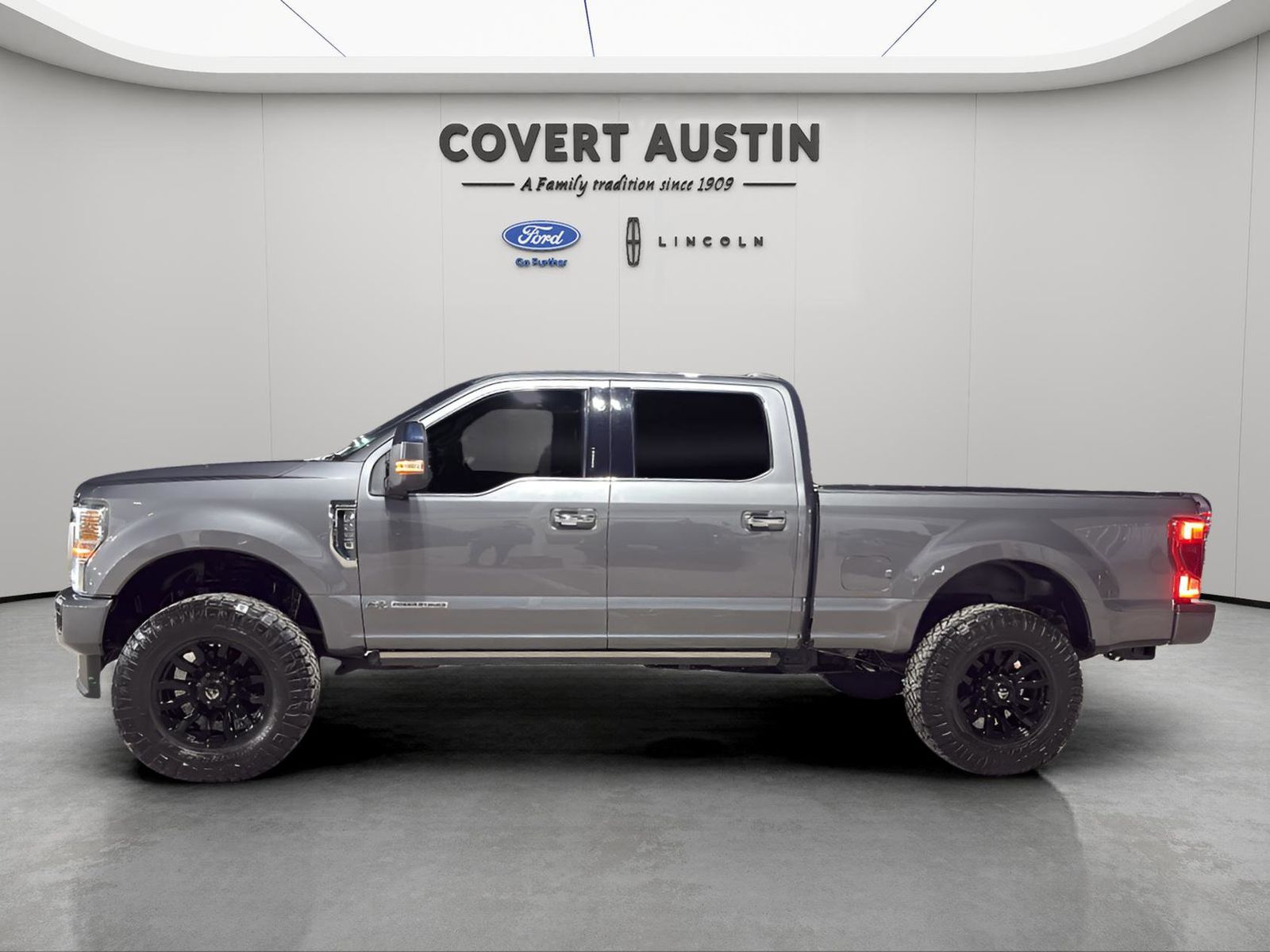 Used Car 2022 Ford F-250sd  Platinum For Sale Under $70,000 In Austin, Texas