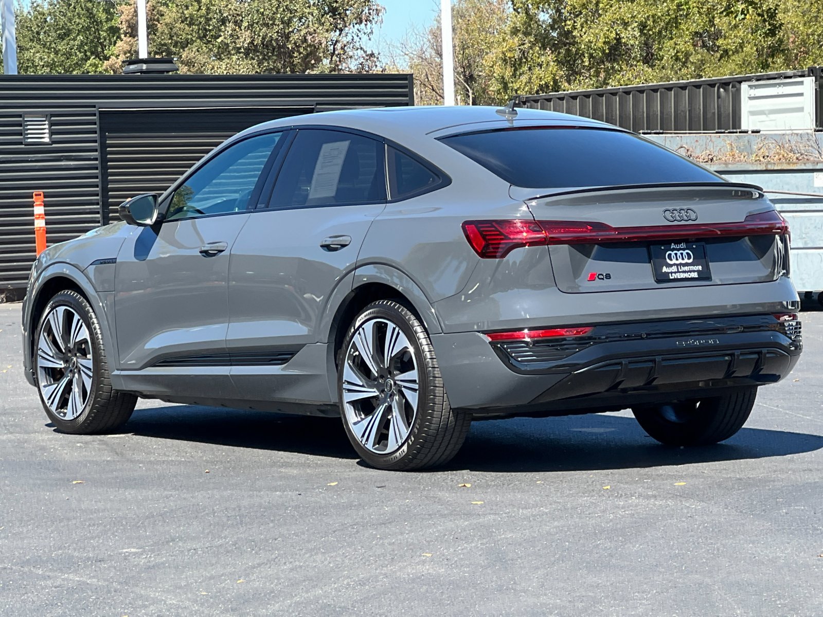 2024 Audi Q8 Sportback e-tron Prestige — full photo 4 of 29
