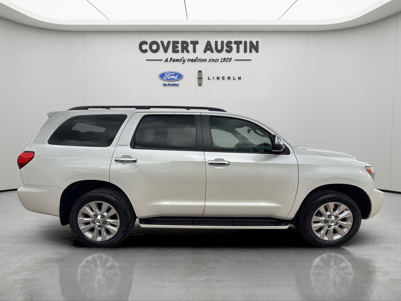 Used Car 2014 Toyota Sequoia  Platinum For Sale Under $25,000 In Austin, Texas