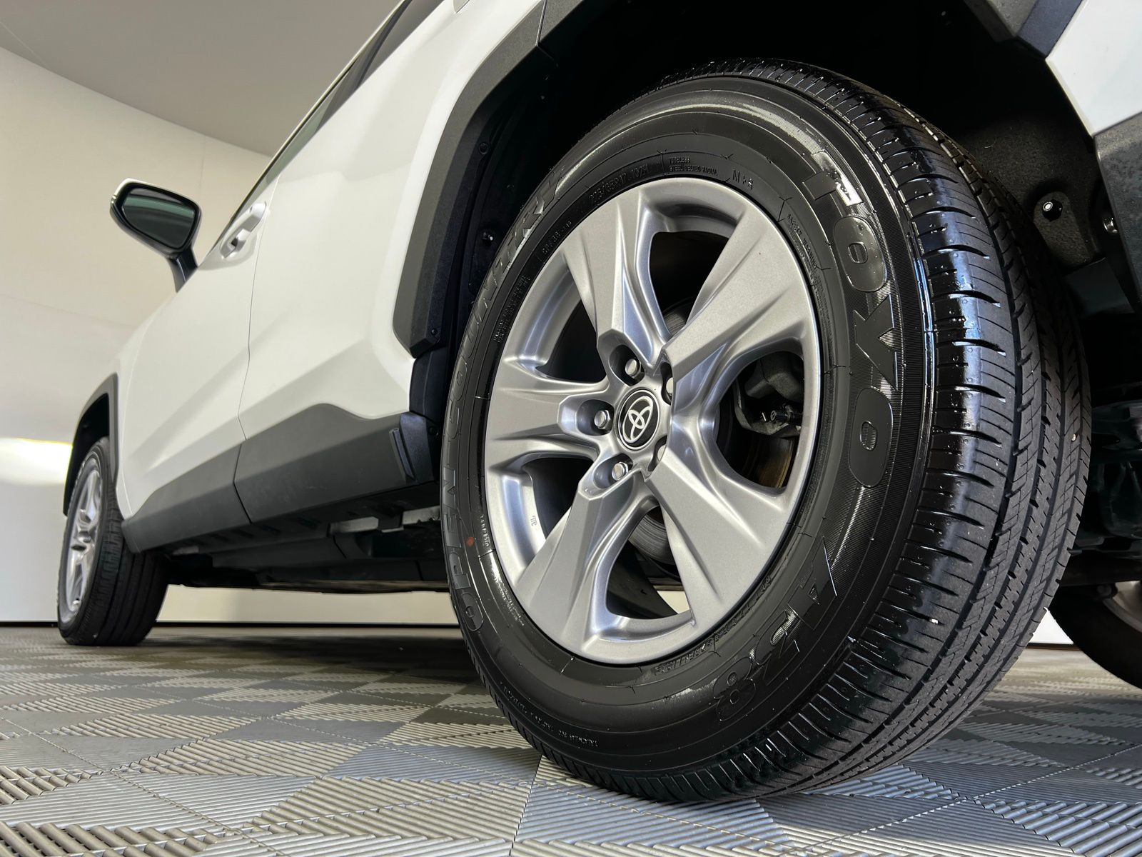 Thumbnail: 2025 Toyota RAV4 - 26