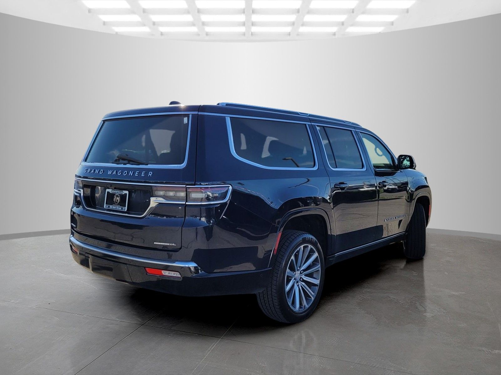 Used 2023 Blue Jeep Series II image 4